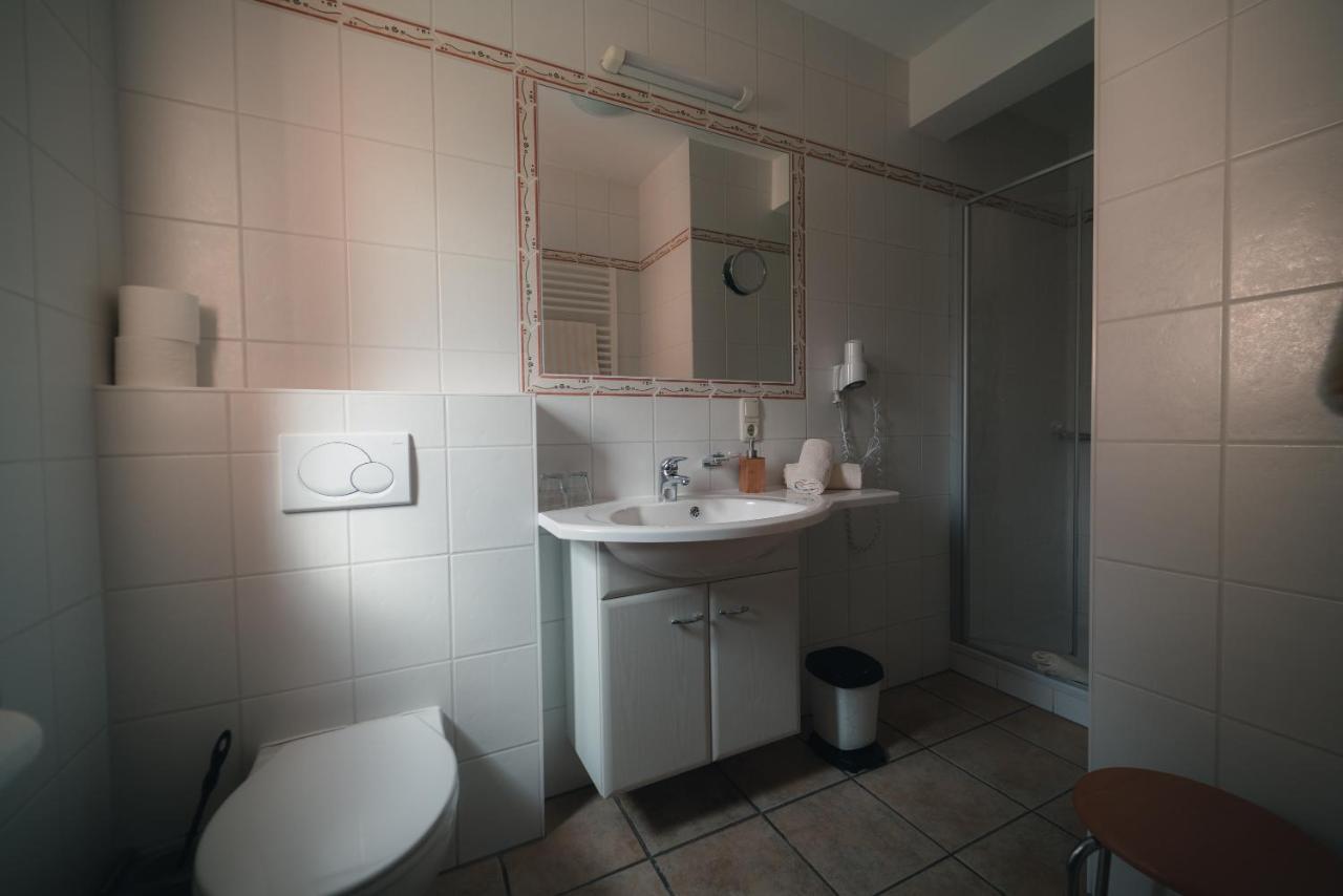 Urlaubsweingut Zecherhof Neef Bagian luar foto